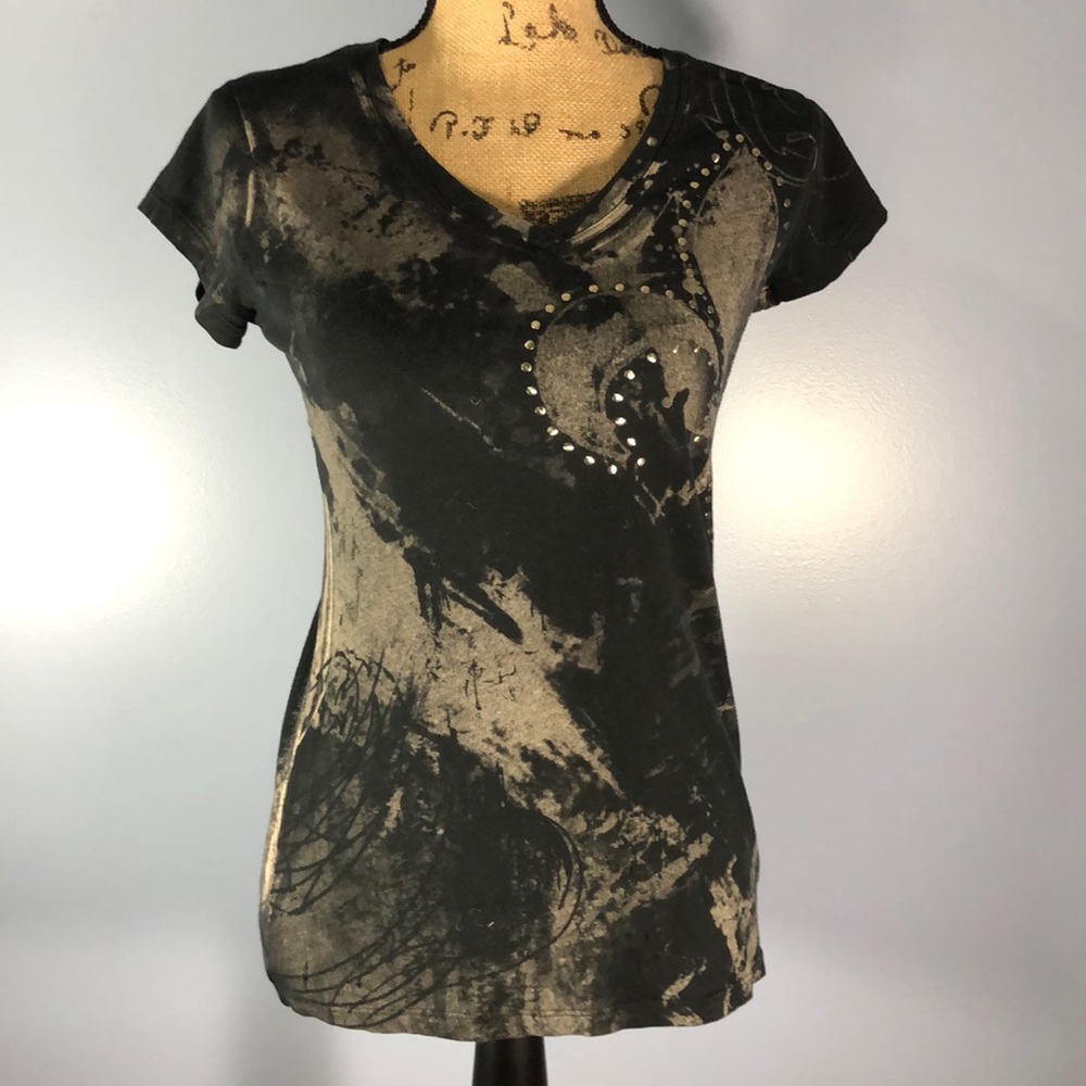 Mudd T-shirt. Great Fit!!
